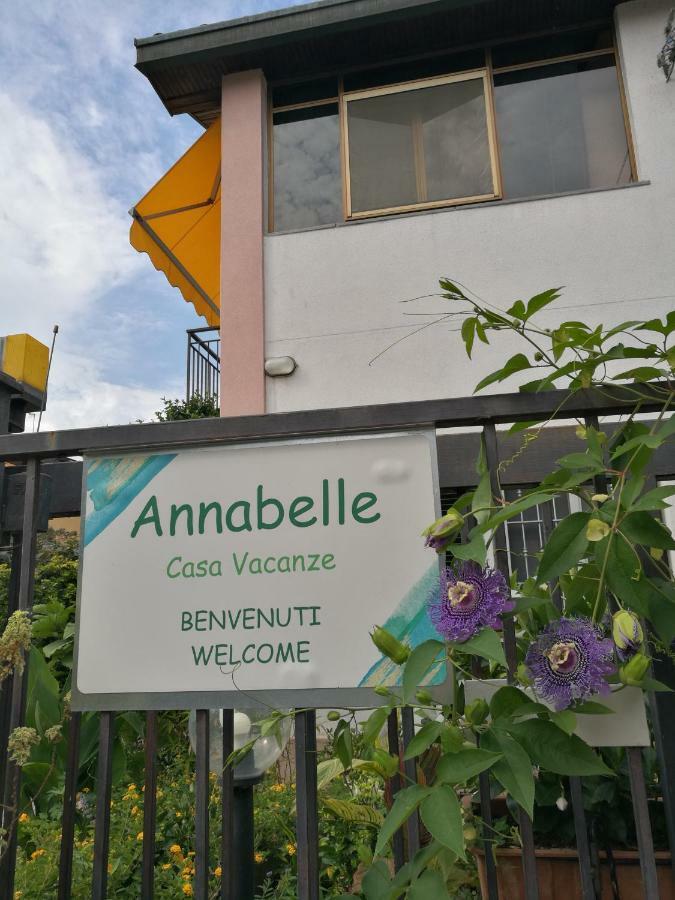 Annabelle Villa Somma Lombardo Szoba fotó